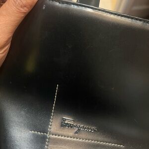Salvatore Ferragamo Sleek Black Leather Handbag